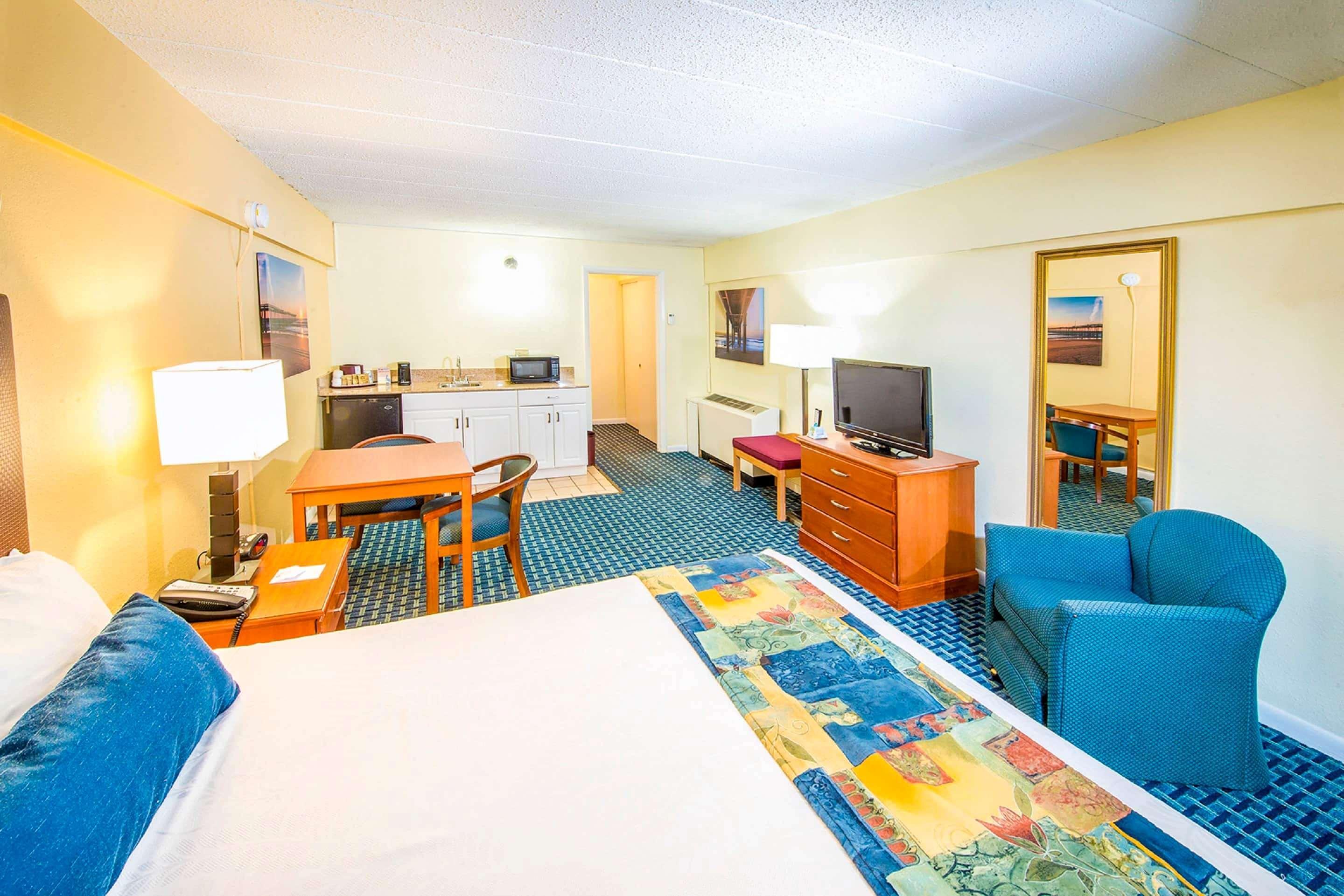Ramada By Wyndham Virginia Beach Exteriér fotografie