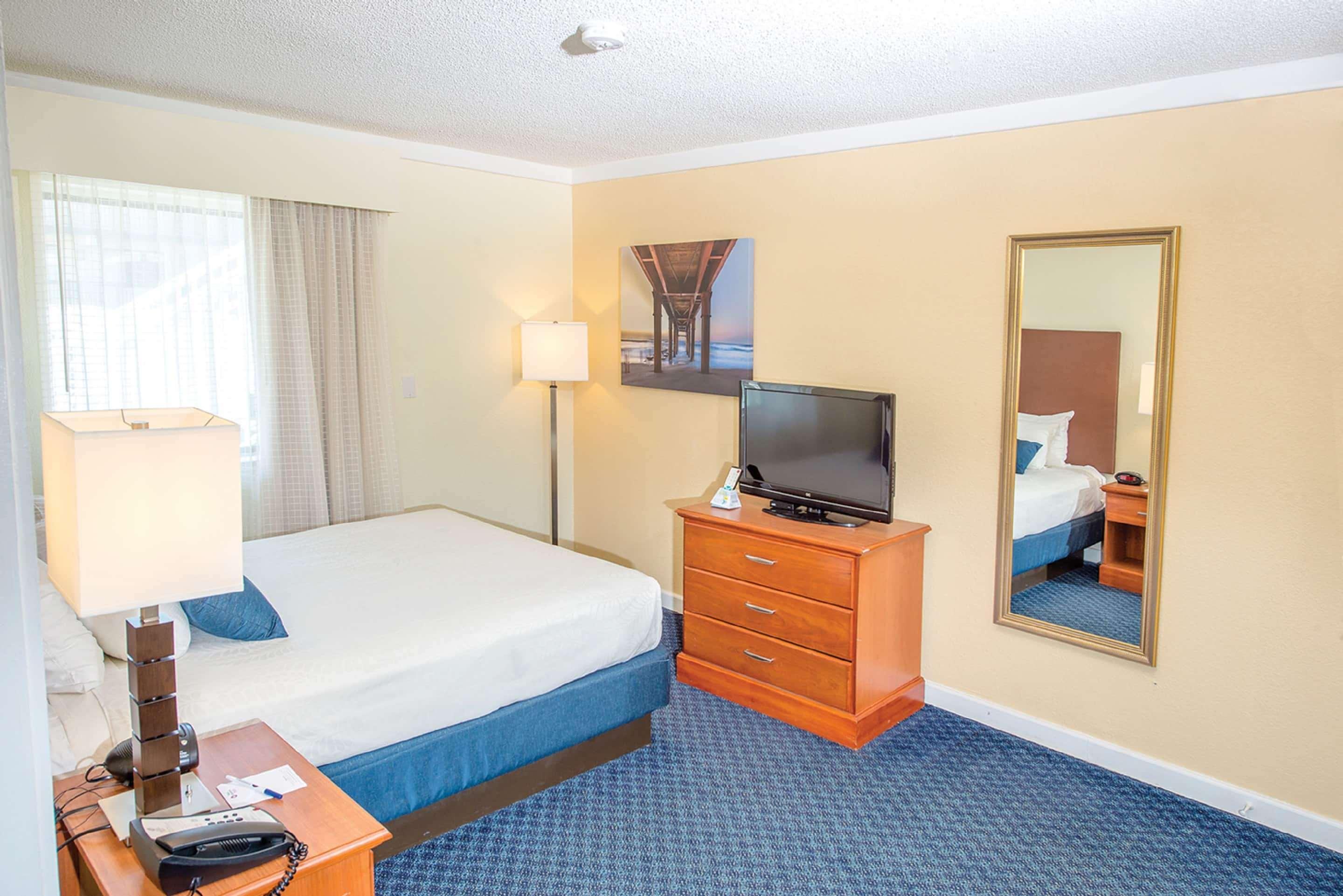 Ramada By Wyndham Virginia Beach Exteriér fotografie